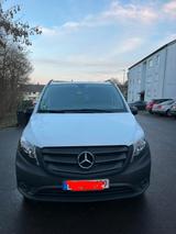 Mercedes-Benz Vito - Mercedes Vito mit Schiebedach