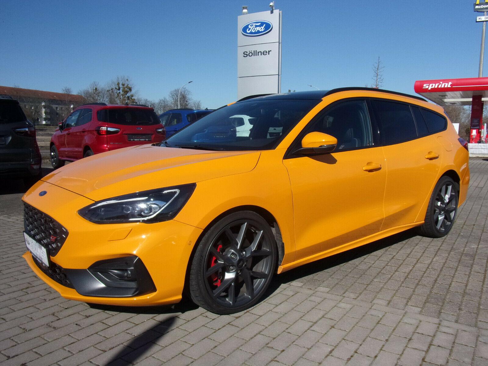 Ford Focus Turnier ST, Panorama, ACC,19"DAB,Blis, AHK