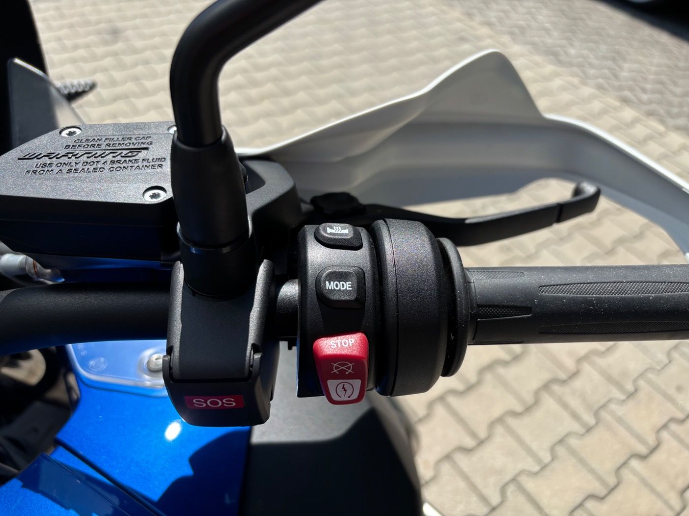 Fahrzeugabbildung BMW R 1250 GS Adventure HP 3 Pakete Tieferlegung BMW