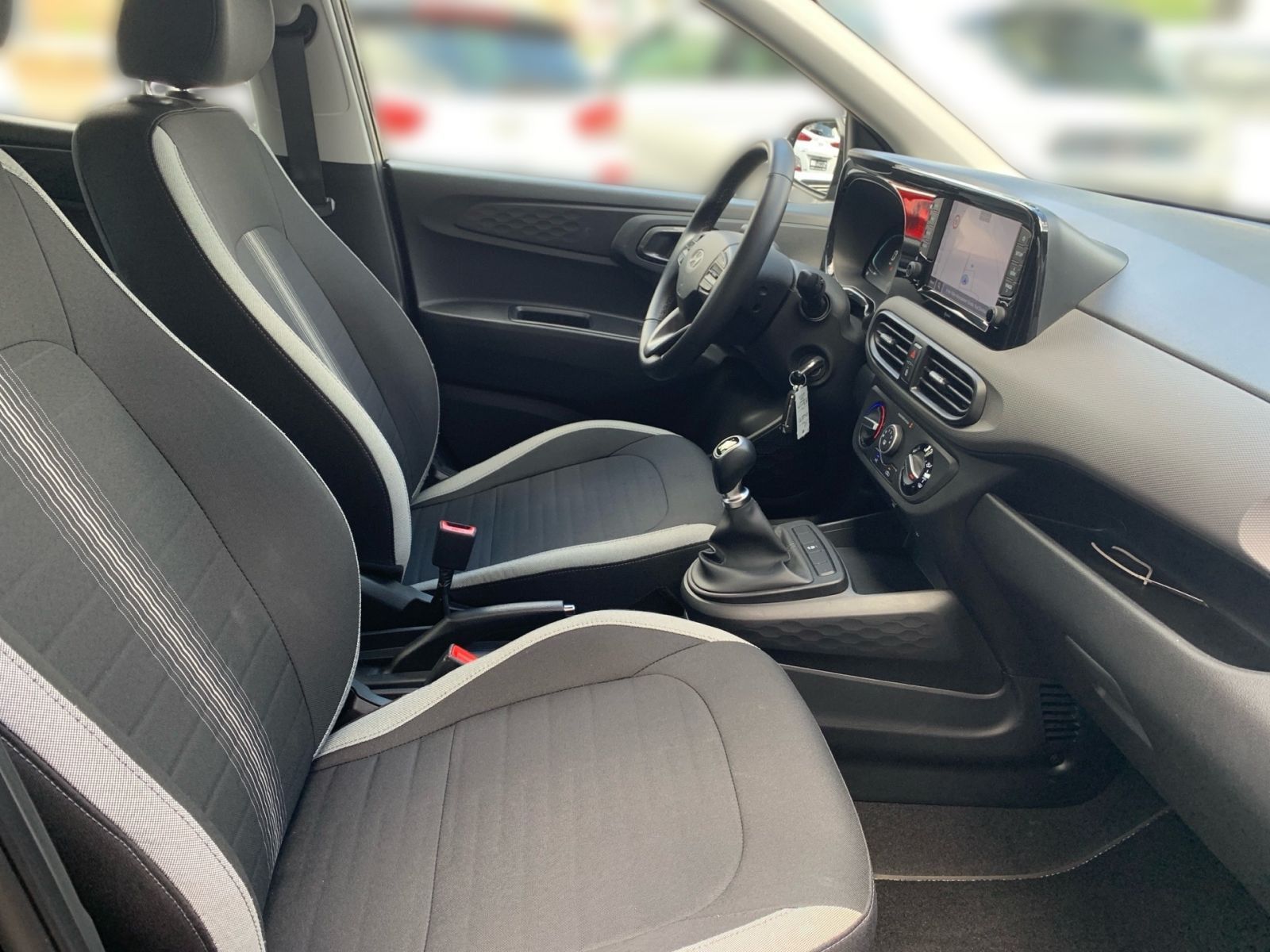 Fahrzeugabbildung Hyundai i10 1.0 Select Navi Kamera Allwetter