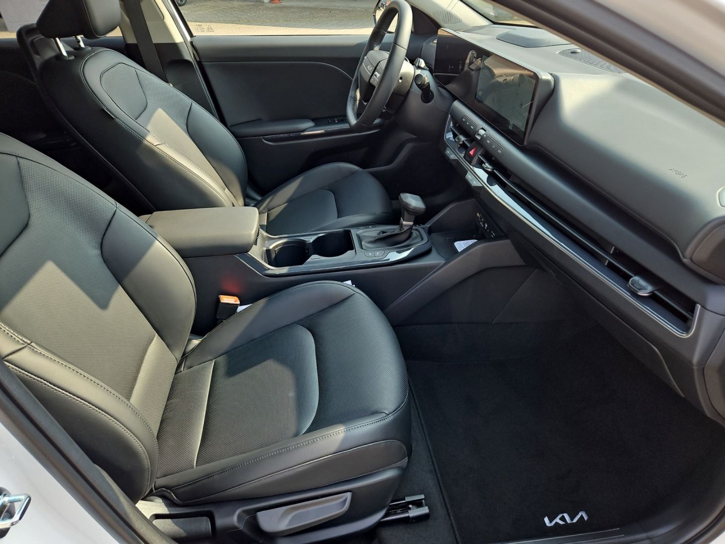 Kia K4 - Bild 19