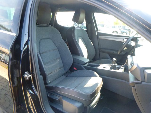 Fahrzeugabbildung Seat Leon 1,4 TSI Lim Xcellence>NAV/ACC/LED/KAM/SHZ<