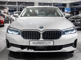 BMW 530e xDrive AHK HUD LED ACC W-LAN NAVI HGSD H/K - gebrauchte BMW Limousine