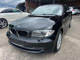 BMW 120 Baureihe 1 Lim. 120d/KLIMA/TEMPOMAT/PDC - BMW 120 in Freiburg