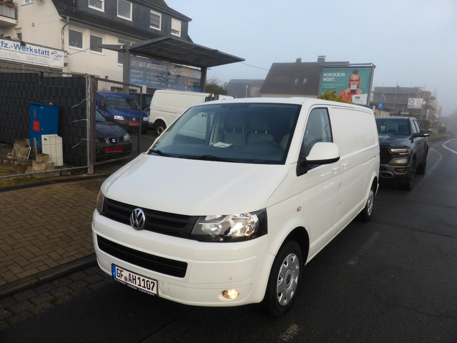 Volkswagen T5 Transporter Kasten lang 2.0L TDI,Klima,AHK,NA