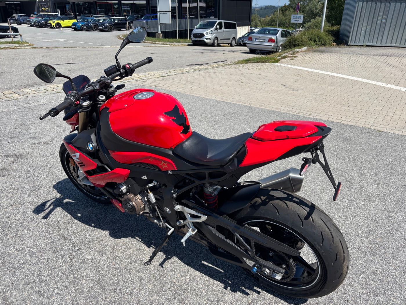 Fahrzeugabbildung BMW S 1000 R Dynamikpaket Kurzer Kennzeichenhalter