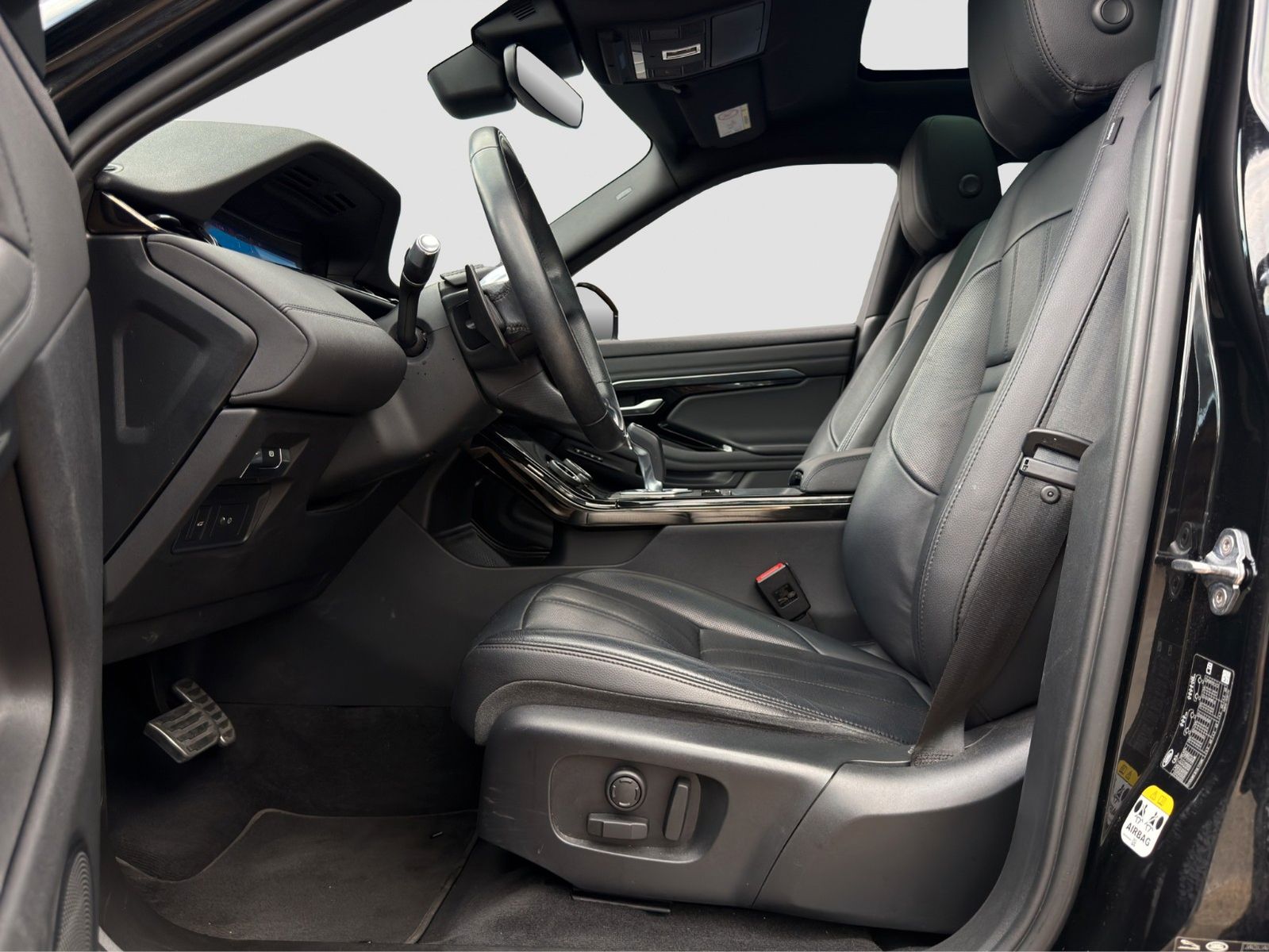 Land Rover Evoque D150 AWD R-Dynamic SE Pano 360° foto 5