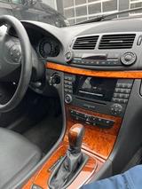 Mercedes-Benz E 500 T ELEGANCE Elegance - silberne Mercedes-Benz E 500