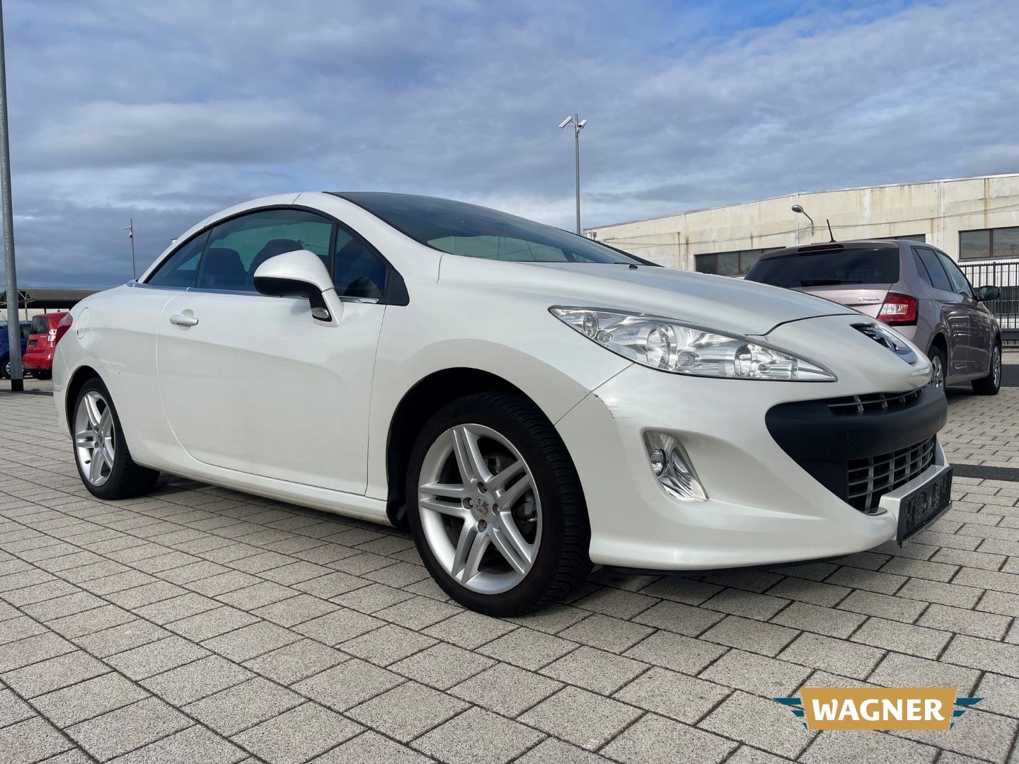 Fahrzeugabbildung Peugeot 308 CC Cabrio-Coupe Premium Klimaautomatik