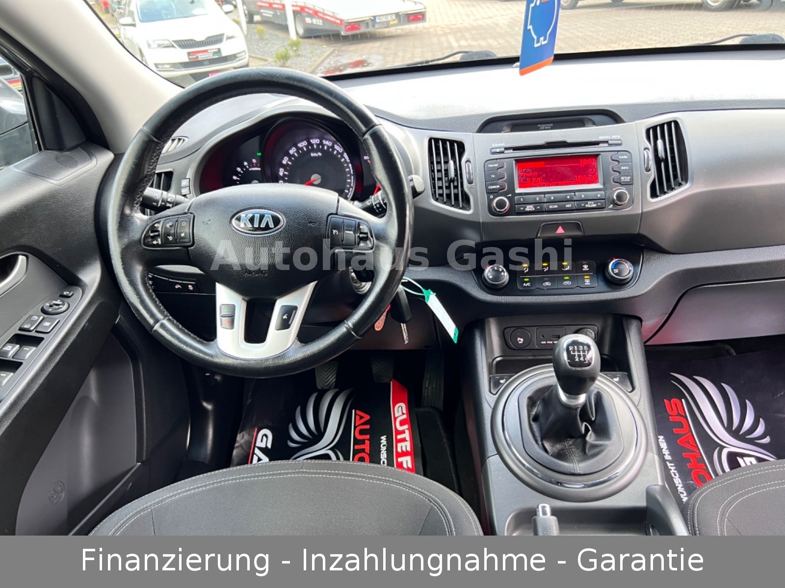 Fahrzeugabbildung Kia Sportage Vision 2.0D*1.Hd*Xenon*4x SHZ*PDC*AHK