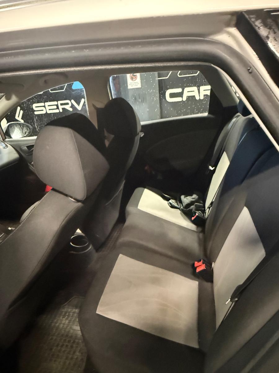 Seat Ibiza 2004 — photo 10