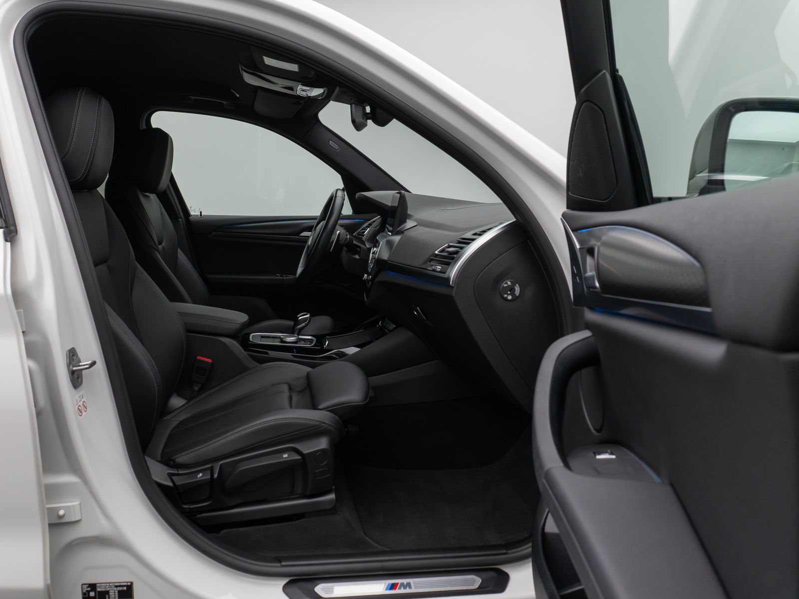 Fahrzeugabbildung BMW X3 xD30e M Sport Kamera DAB HiFi Fernlichtassist