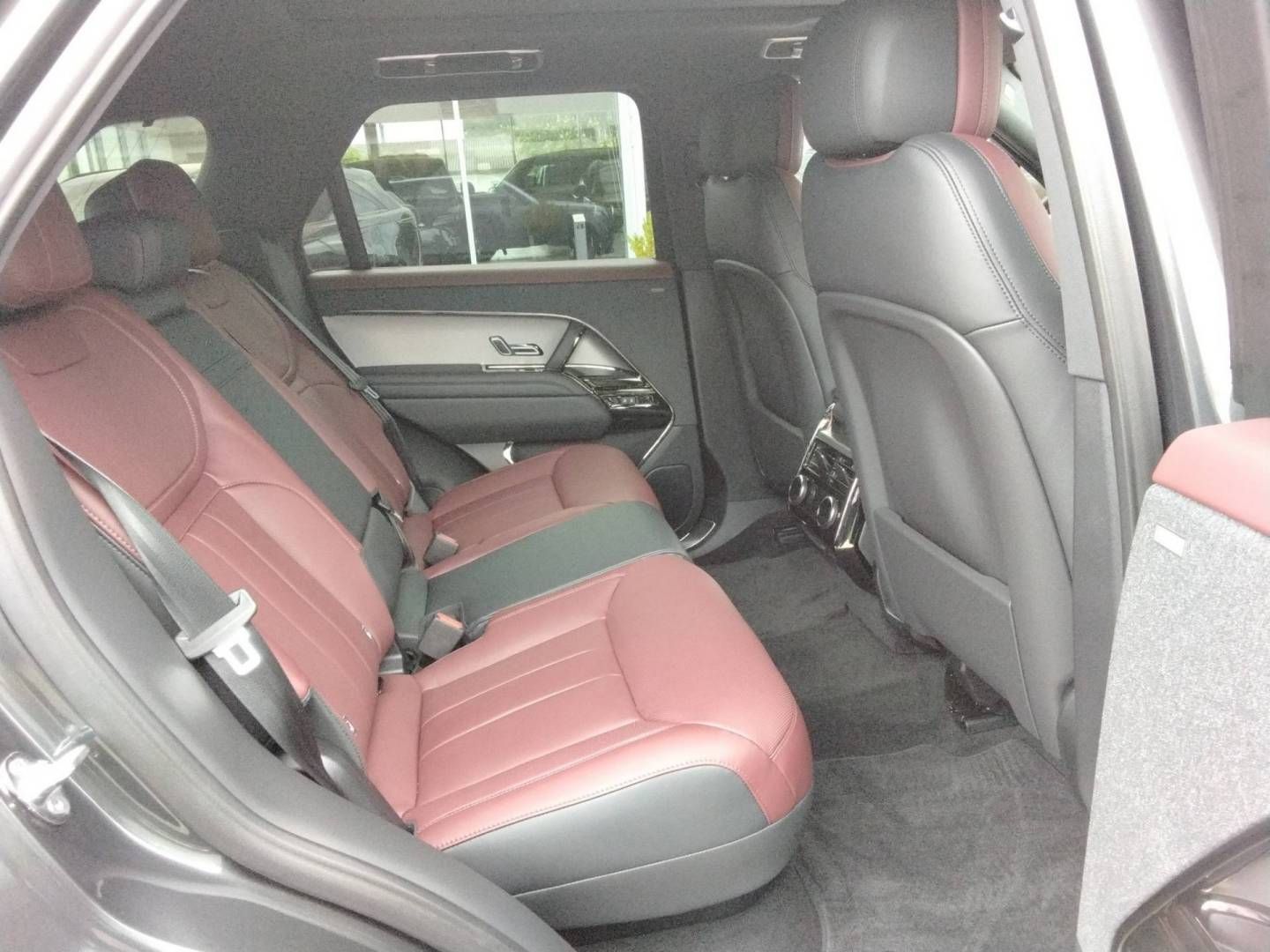 Fahrzeugabbildung Land Rover Range Rover Sport D300 Dynamic HSE