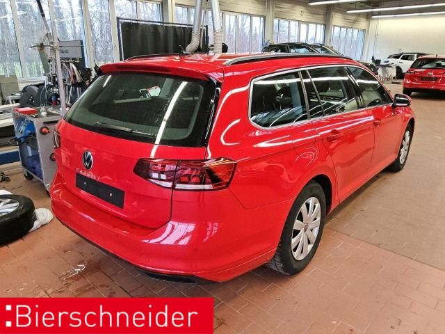Volkswagen Passat Variant - Bild 2