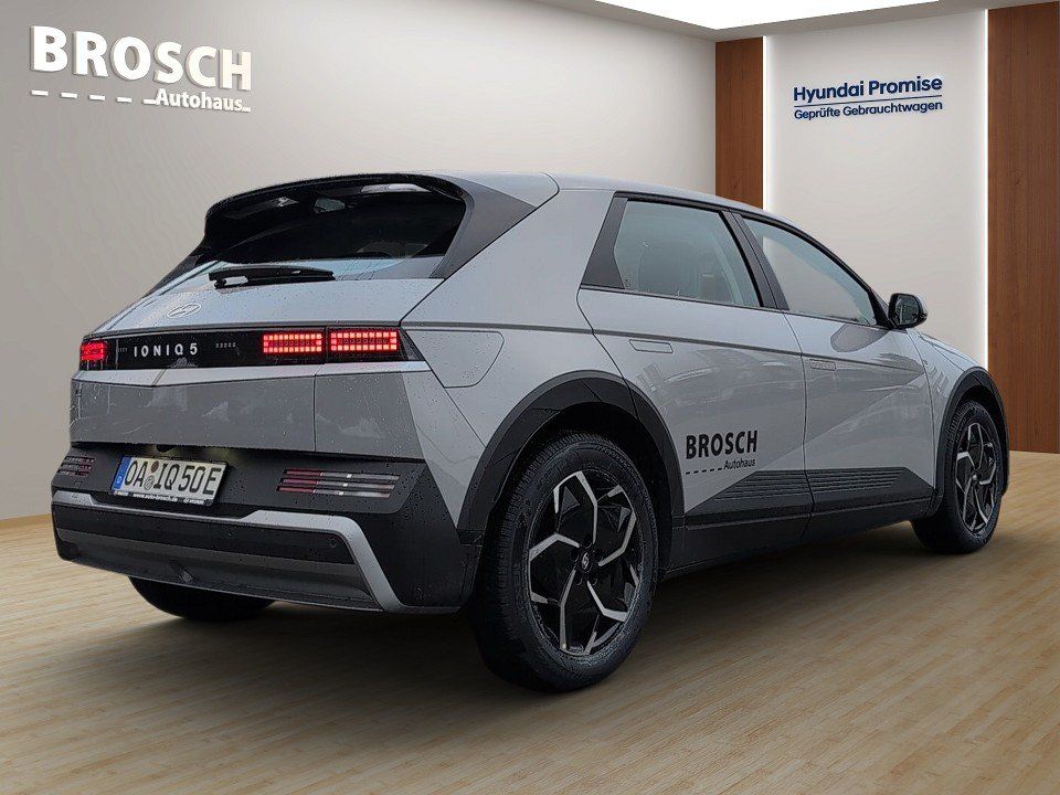 Fahrzeugabbildung Hyundai IONIQ 5 84kWh DYNAMIQ NAVI+KLIMAAT+QI+SHZ+KAMERA