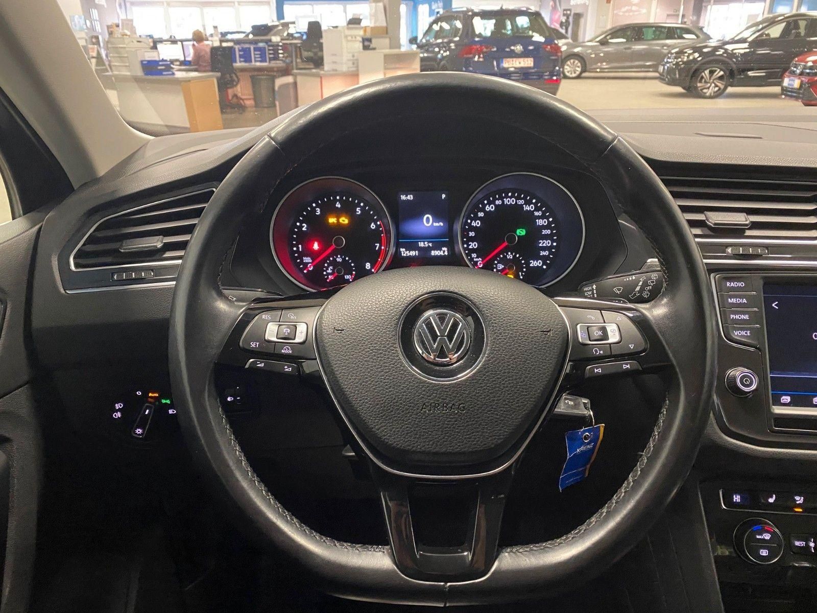Fahrzeugabbildung Volkswagen Tiguan 1.4 TSI DSG Comfortline+KAMERA+1.HAND+ACC
