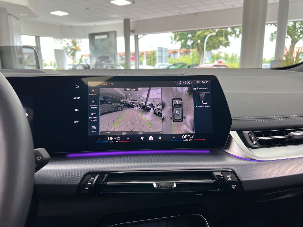 BMW 223 Active Tourer i M-Sport*PANO*HUD*H-K*360°