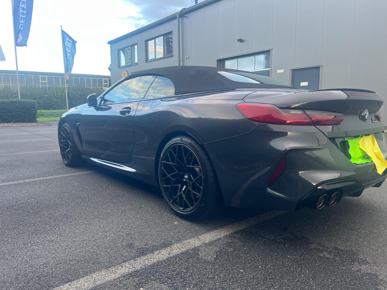 BMW M8 Competition xDrive Cabrio M8 Competition