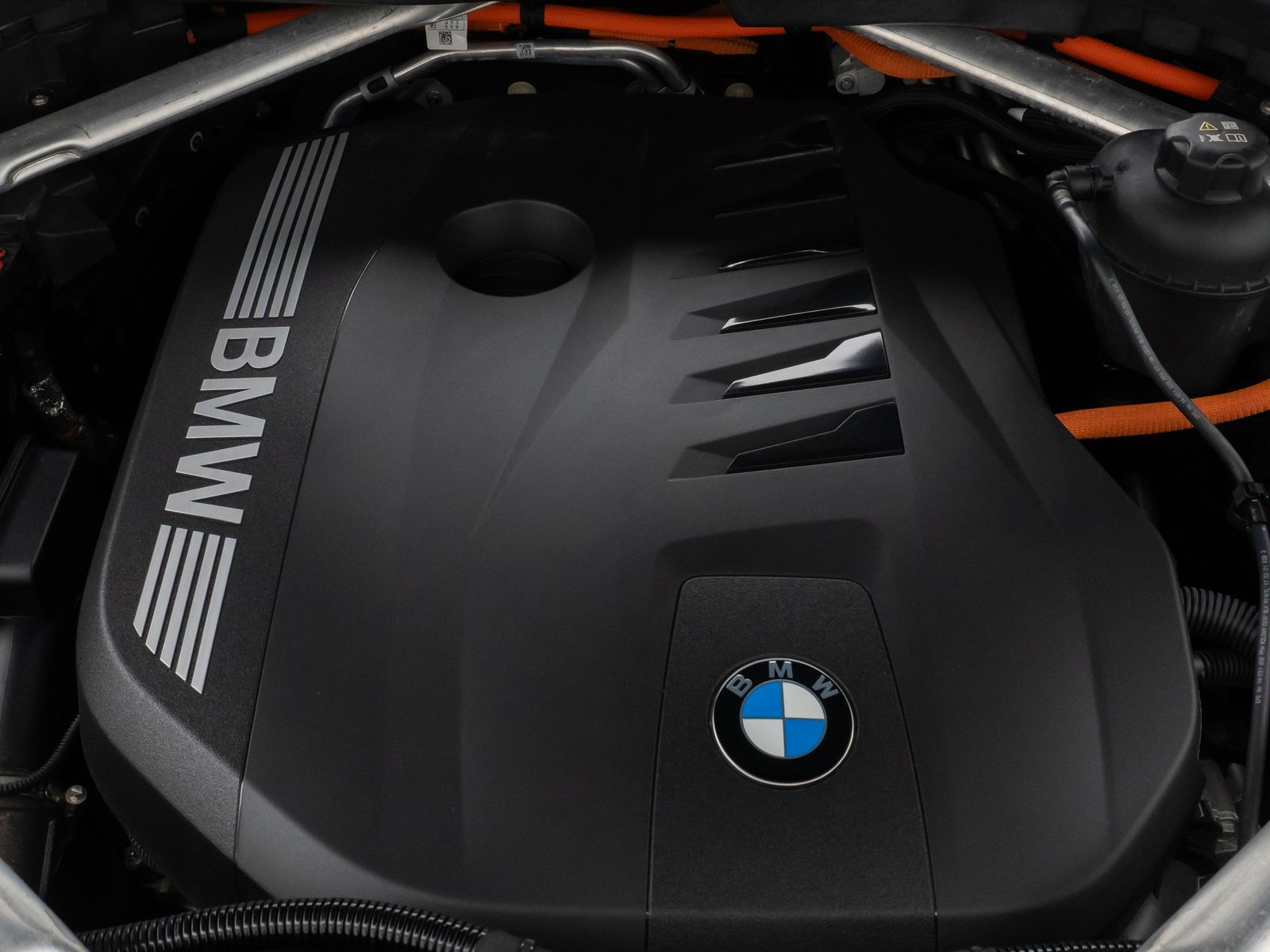 Fahrzeugabbildung BMW X5 xD50e M Sport Pro Pano 360°HUD DAB H/K SoftCl