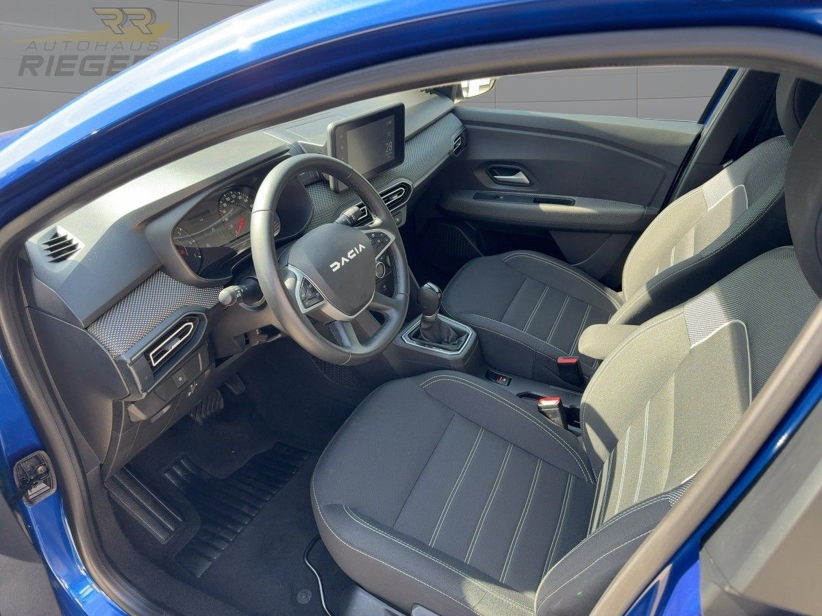 Fahrzeugabbildung Dacia Sandero III Journey TCe 90 CVT