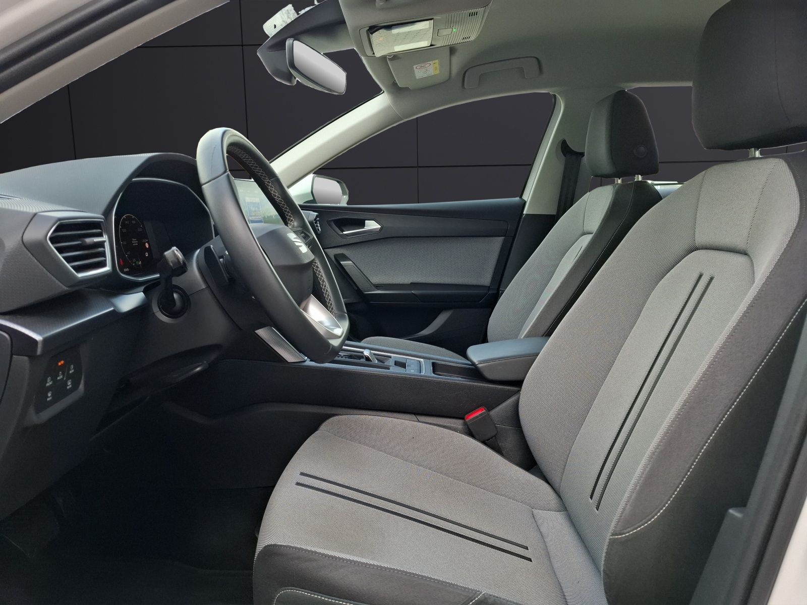 Fahrzeugabbildung SEAT Leon ST TDI Style DSG LED Navi AID ACC RFK SH