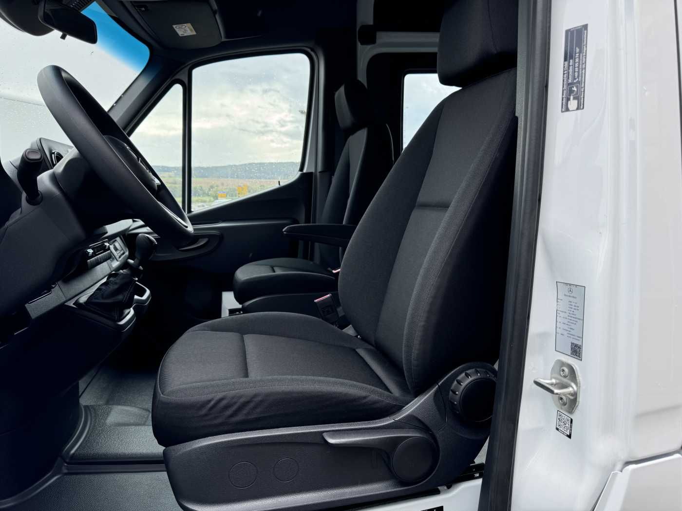 Fahrzeugabbildung Mercedes-Benz Sprinter 515 CDI Klima Warmluft Kamera MBUX