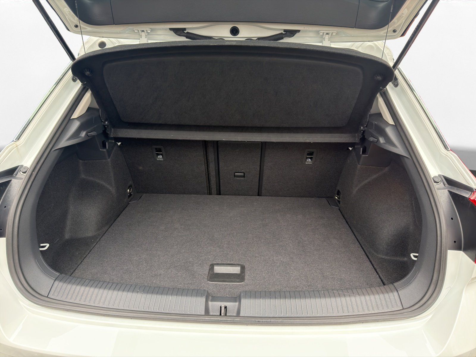 Volkswagen T-Roc - Bild 15