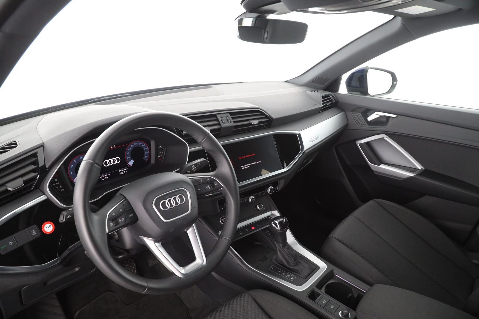 Audi Q3 - Bild 11