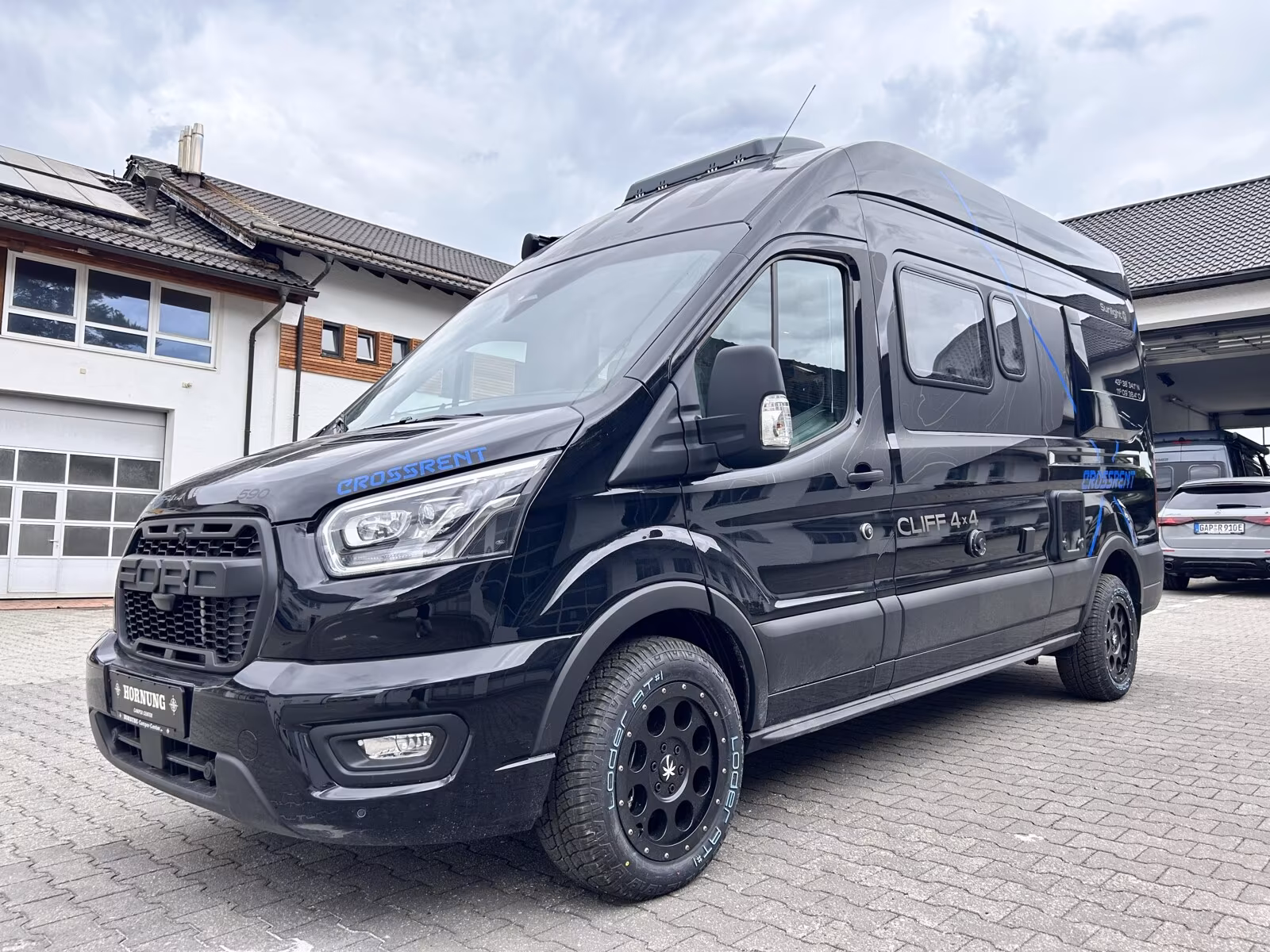 Sunlight Cliff 4x4 Greentrek 590 AHK DELTA 17 Dieselhzg.