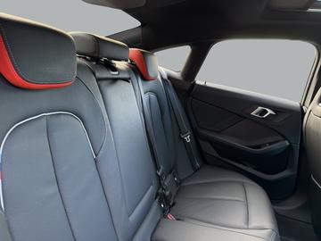 صورة مصغرة 28 لـ 2023 BMW M235