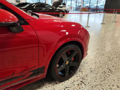 Fahrzeugabbildung Porsche Cayenne GTS *SPORTDESIGN* (BOSE/PANO/CHRONO/PASM