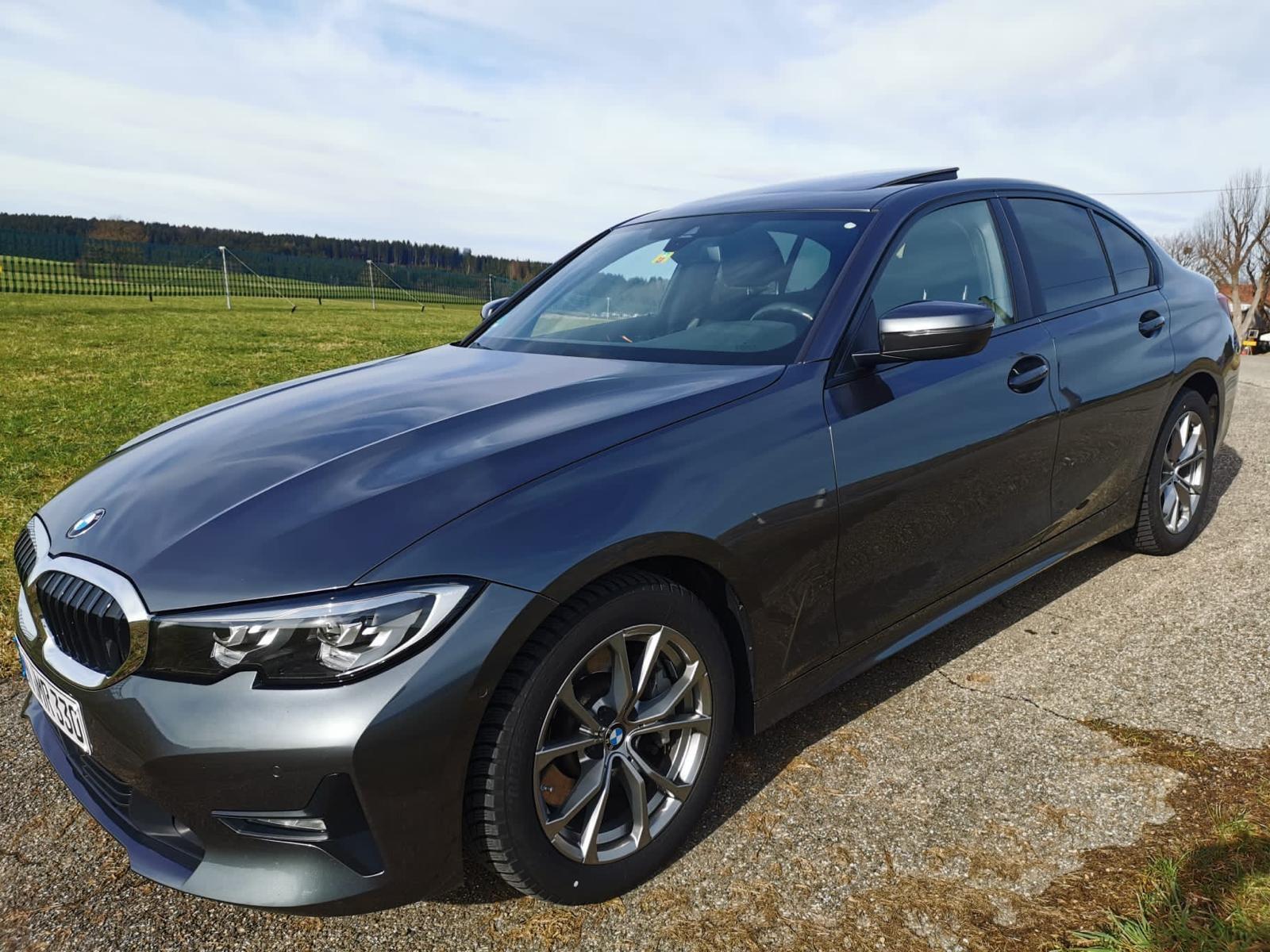 BMW Limousine 330 i Advantage *SCHIEBEDACH*BUSINESS*