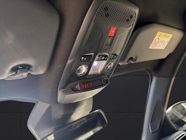 Peugeot 2008 Style 110 +180°Kamera+Klima+Mirror-Screen+