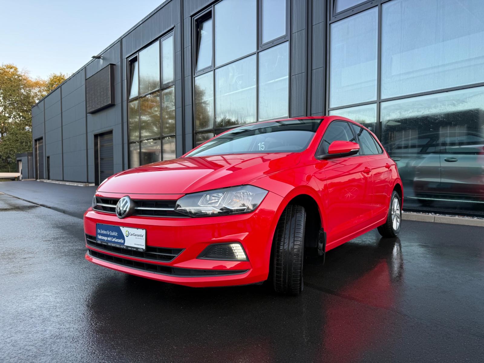 Volkswagen Polo VI Comfortline*SHZ*FSP*TEMPOMAT*ALU*TÜV NEU