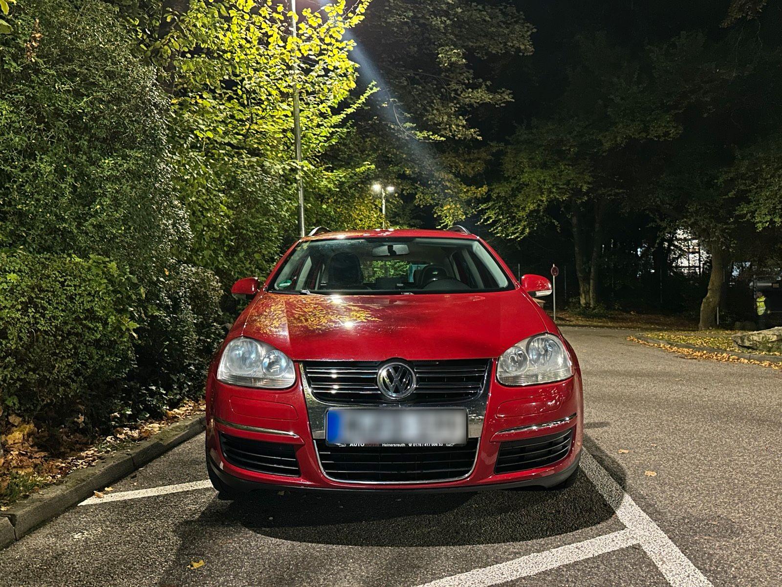 Volkswagen Golf 2008 — rear view