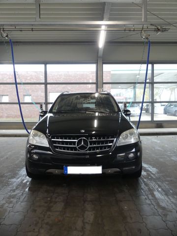 Mercedes-Benz Mercedes Benz ML 500 #V8 Luftfahrwerk Harm...