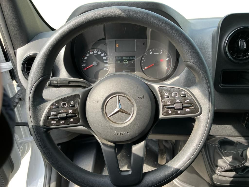 Fahrzeugabbildung Mercedes-Benz Sprinter 317 CDI Standard Hochdach Navi*LED*AHK