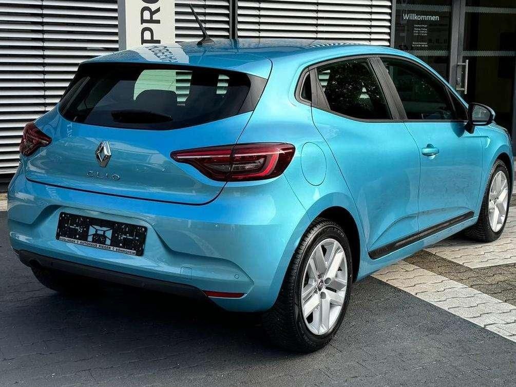 Fahrzeugabbildung Renault Clio Zen TCe 90