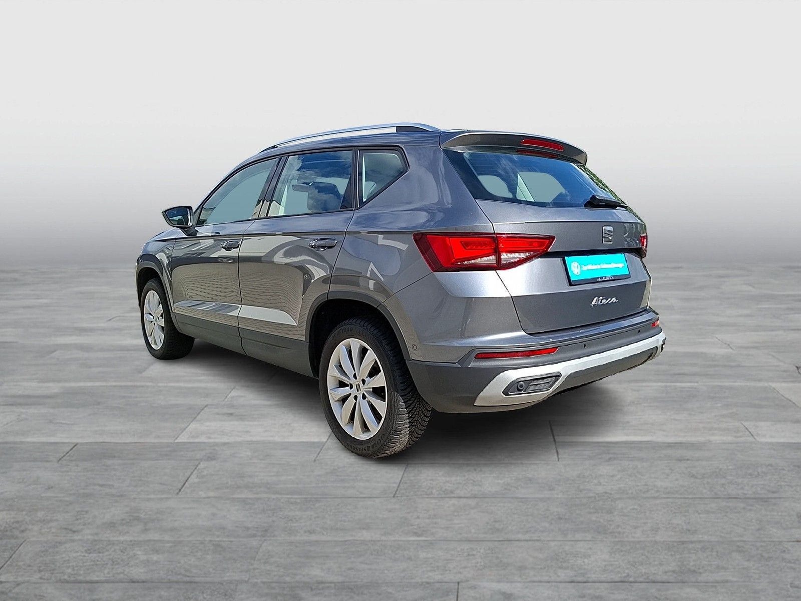 Fahrzeugabbildung SEAT Ateca TSI Style DSG LED Navi AID ACC Park-Assist