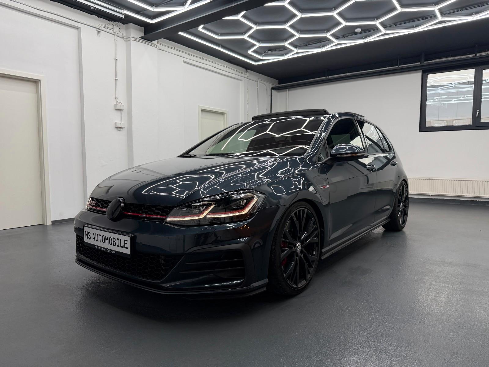 Volkswagen Golf GTI Performance*DARKIRONBLUE*ACC*DCC*PANO*