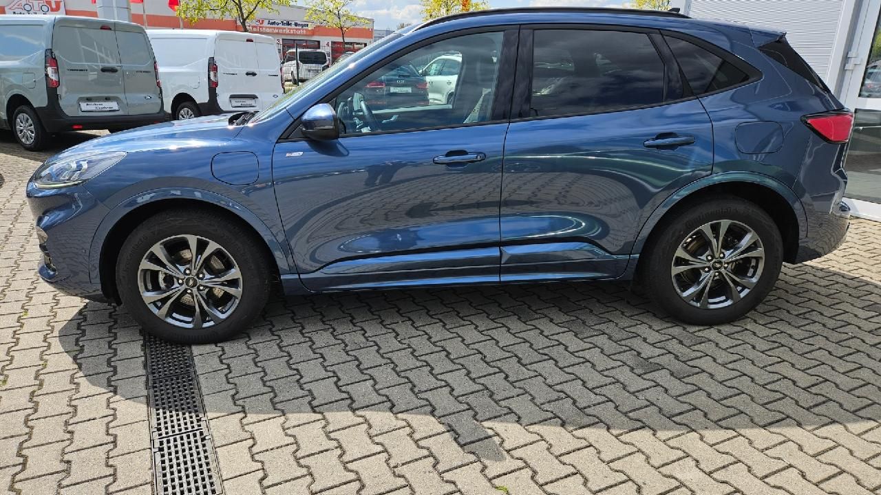 Fahrzeugabbildung Ford Kuga Plug-In Hybrid ST-Line X