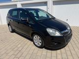 Opel Zafira B 1.9 Innovation 7 Sitzer Navigation - Opel Zafira aus 2008 mit Diesel-Antrieb