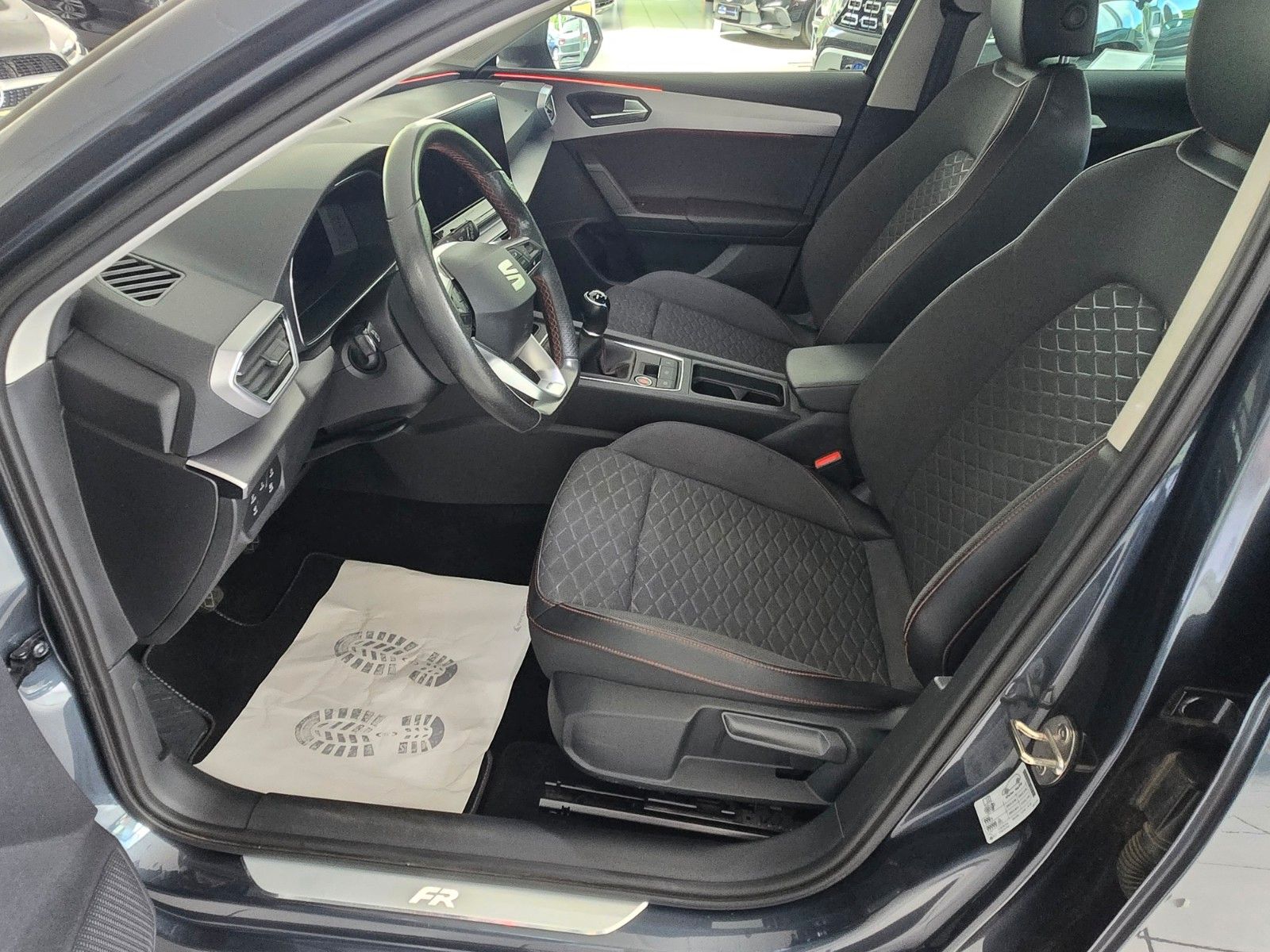 Fahrzeugabbildung SEAT Leon Sportstourer FR
