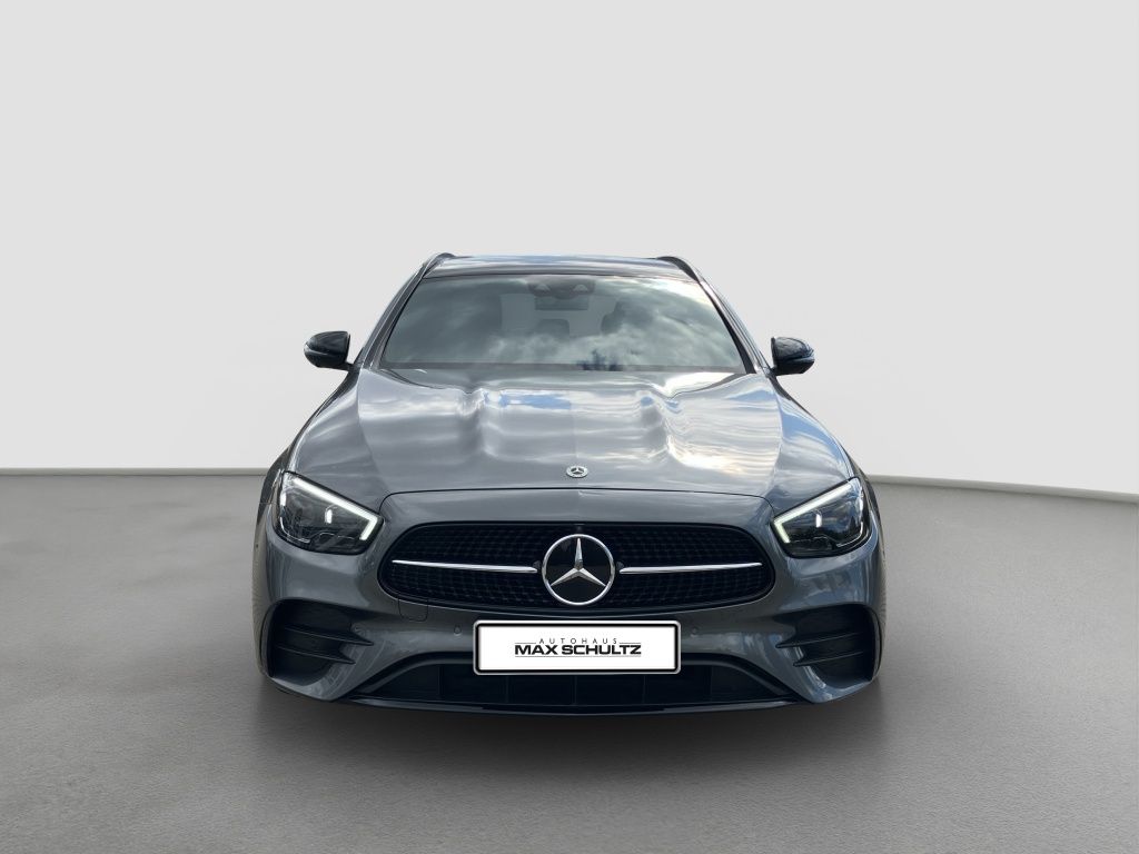 Fahrzeugabbildung Mercedes-Benz E 220 d T-Modell AMG LINE*NightPaket*PanoDach