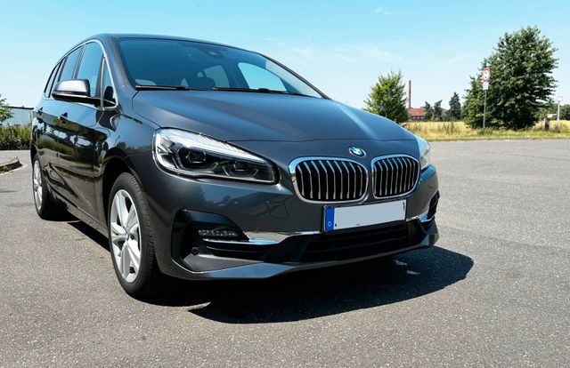 BMW BMW 218i Gran Tourer Luxury Line Auto Leder AHK 