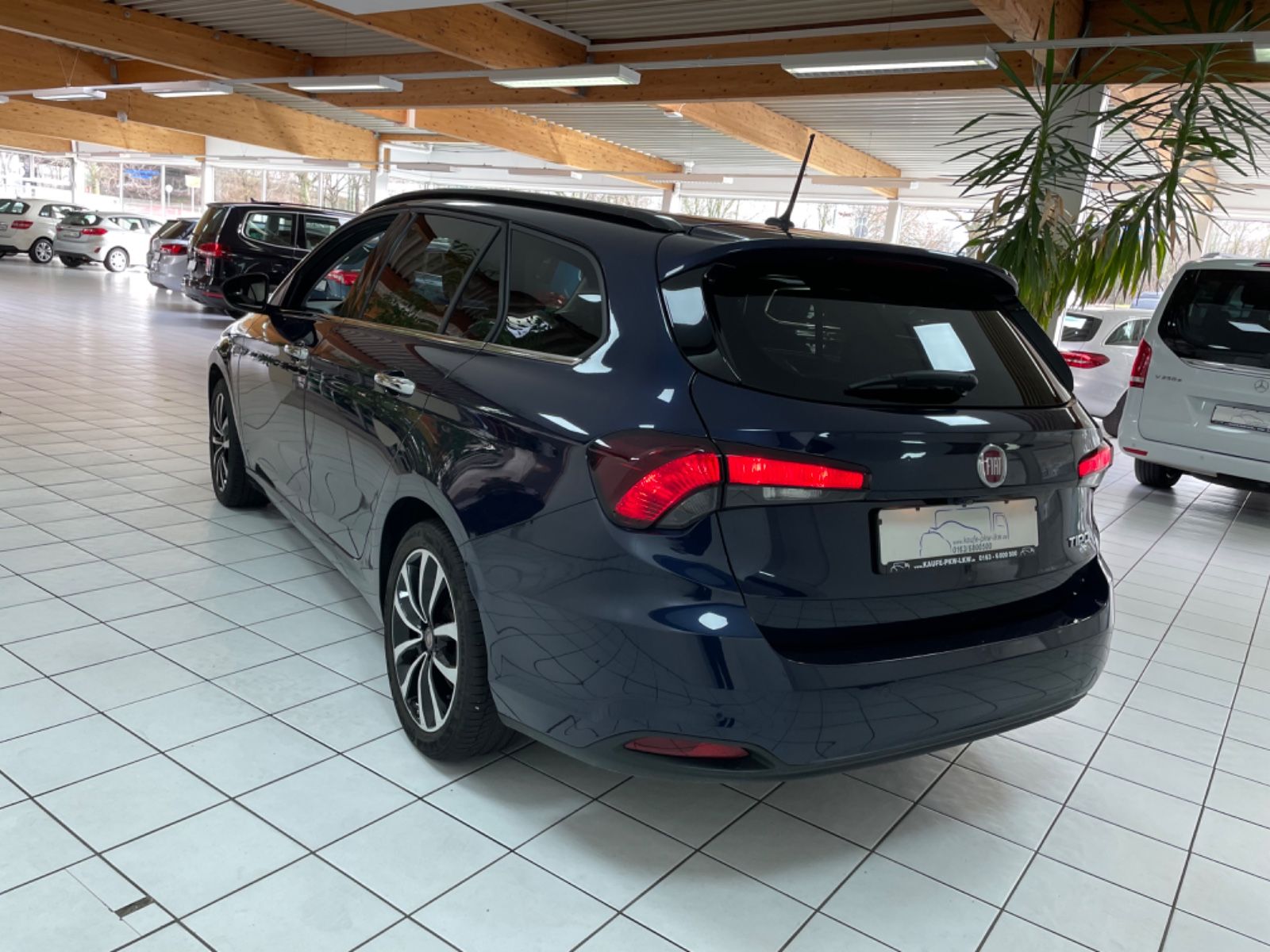 Fahrzeugabbildung Fiat Tipo Lounge