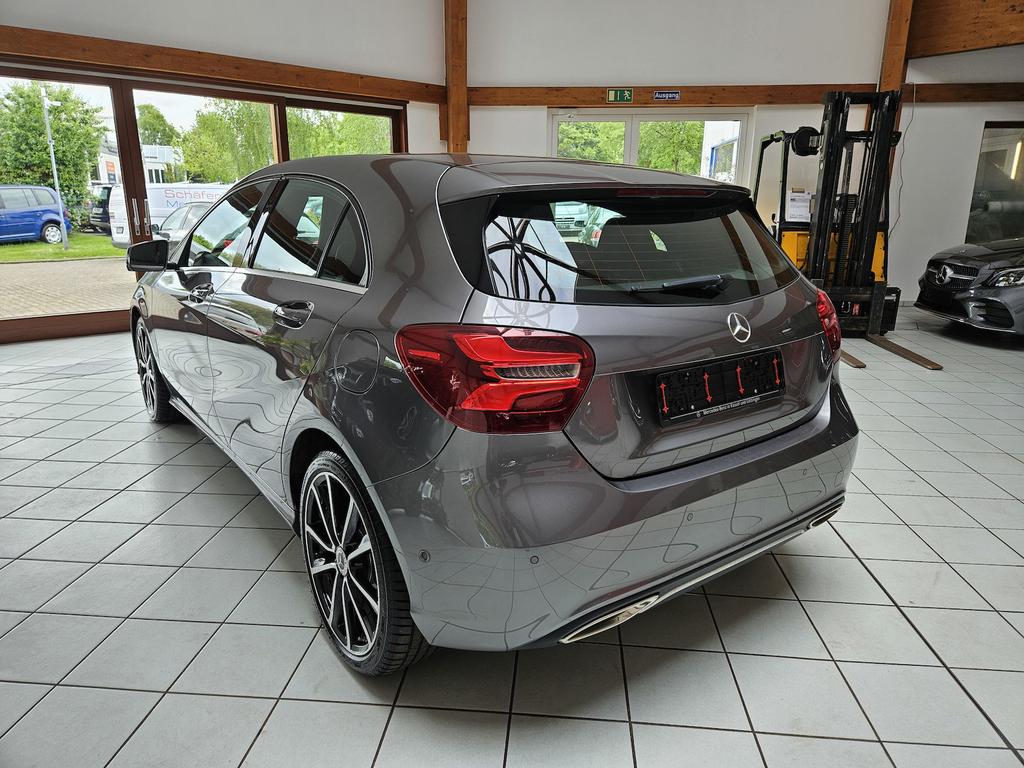 Mercedes-Benz A 220