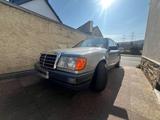 Mercedes-Benz Mercedes 1988 Oldtimer - scheckheftgepflegte Mercedes 260