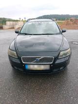 Volvo VOLVO V50 ST MOMENTUM - gebrauchte Volvo V50 aus dem Jahr 2004