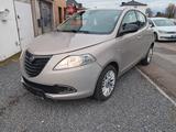 Lancia Ypsilon 0.9 Silver / Klima / Automatik / 4-Türig - Lancia Ypsilon: Automatik